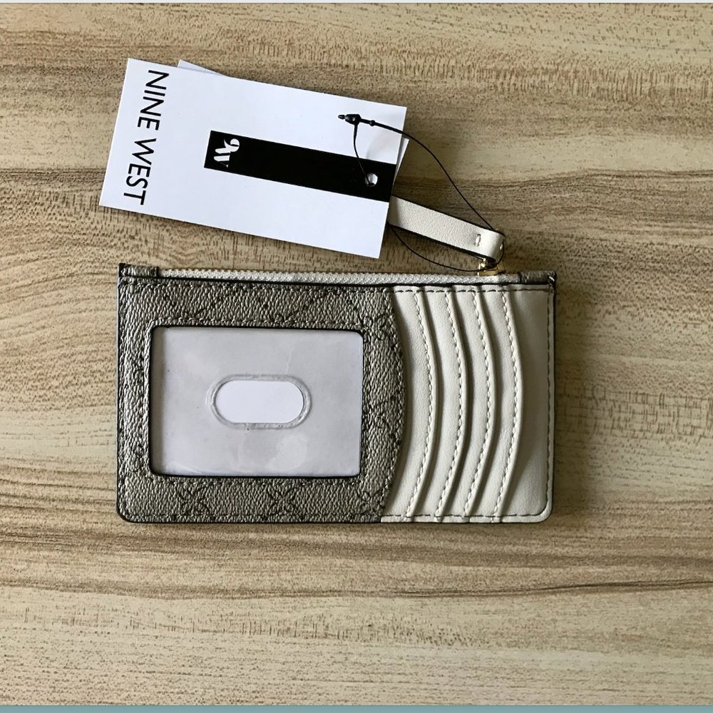 Nine West wristlet wallet